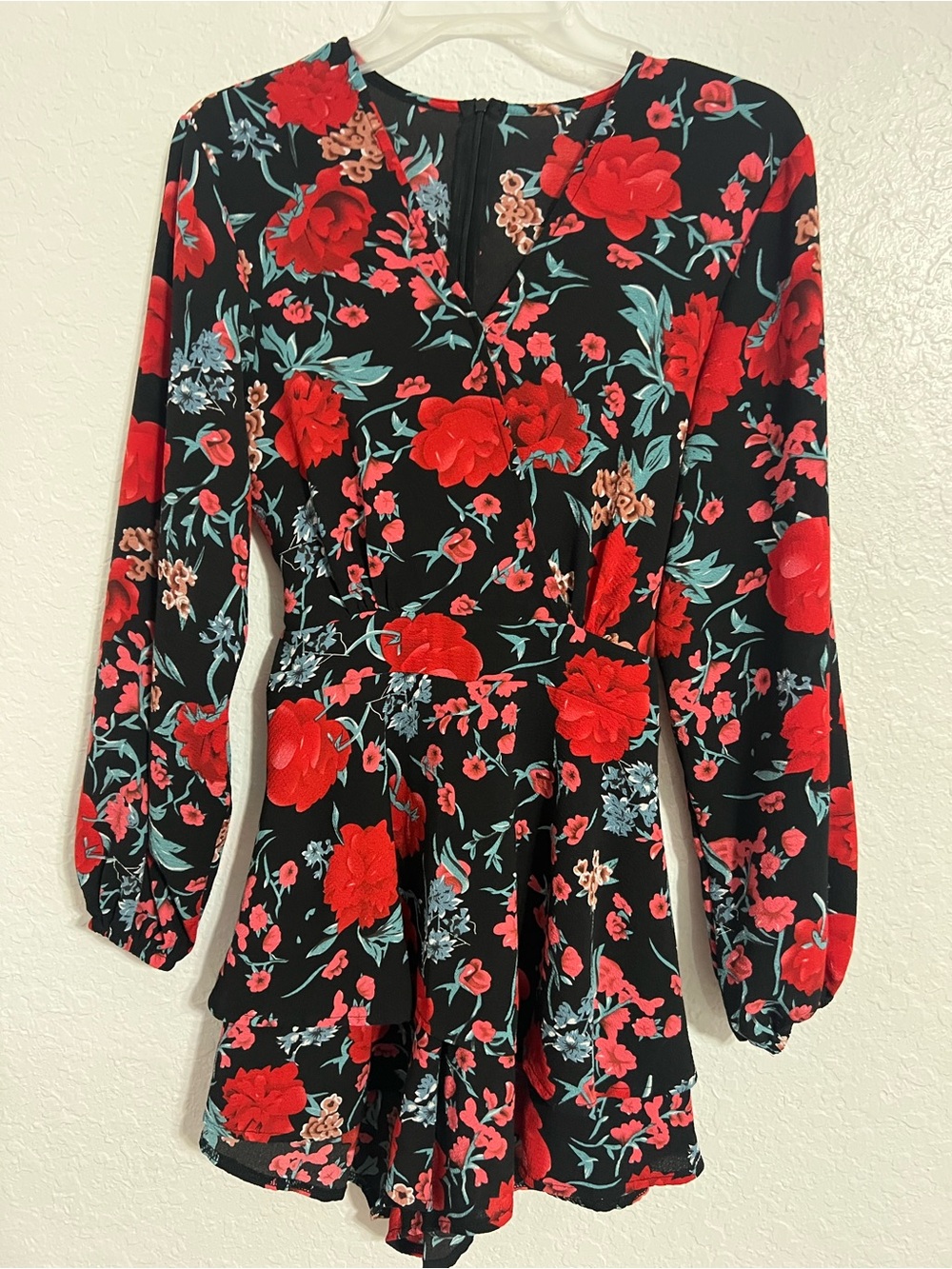 Floral black/red  Romper Jumpsuit  Long Sleeve Zip Back V-Neck Tie Back #32